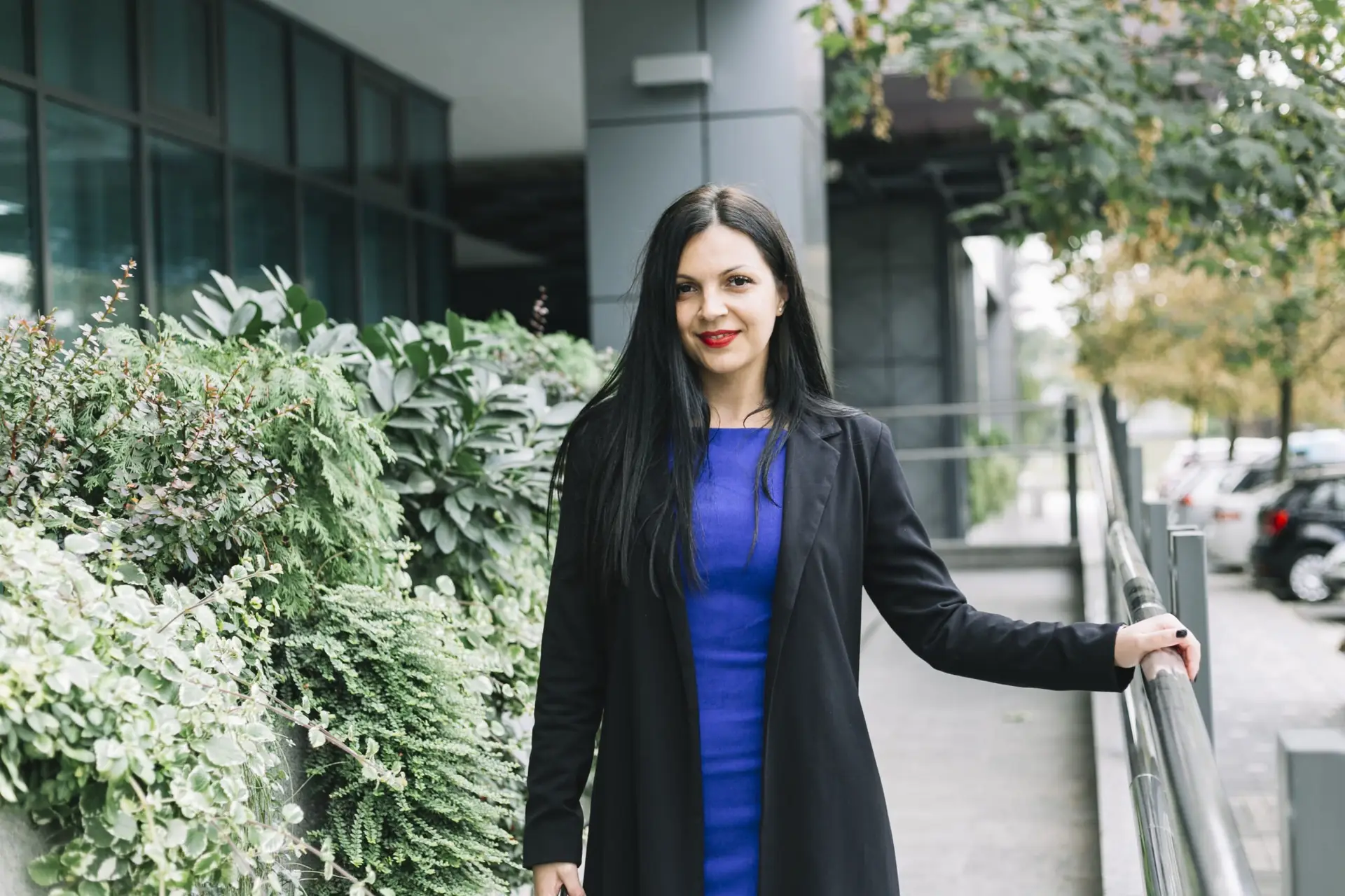 Maria K, Operations Manager at GlobalWear UAE, happy with SkyStar Accounting's professional global bookkeeping services